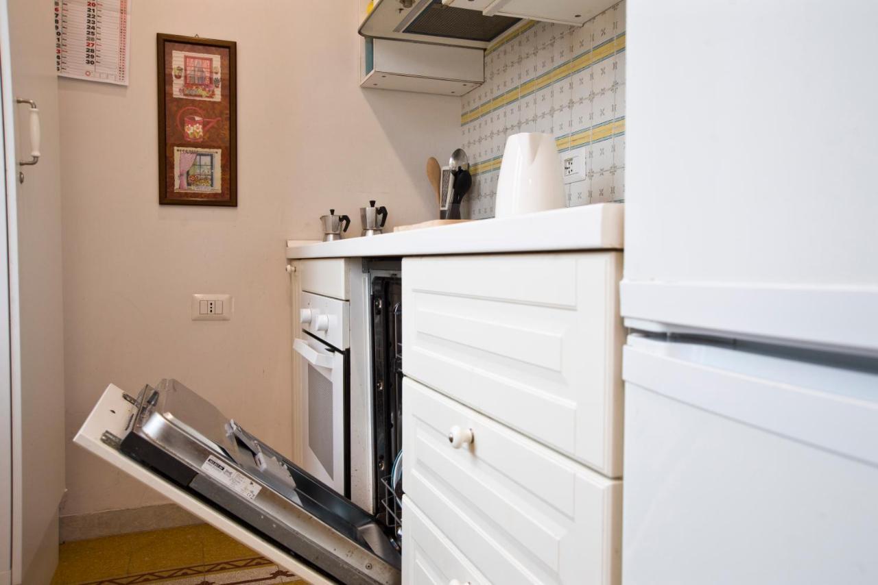Suite Materdei - Art Of Living Naples Luaran gambar